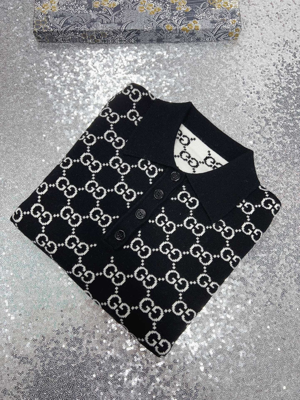 fashion short-sleeved sweater 0725012302