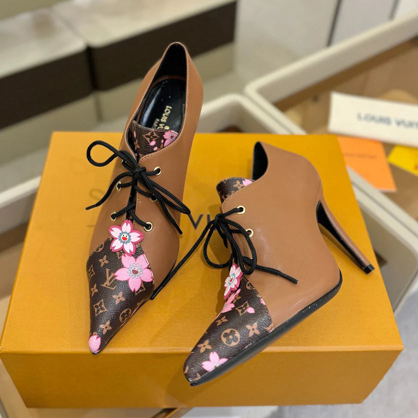 Classic and versatile women's high heels 1025101325