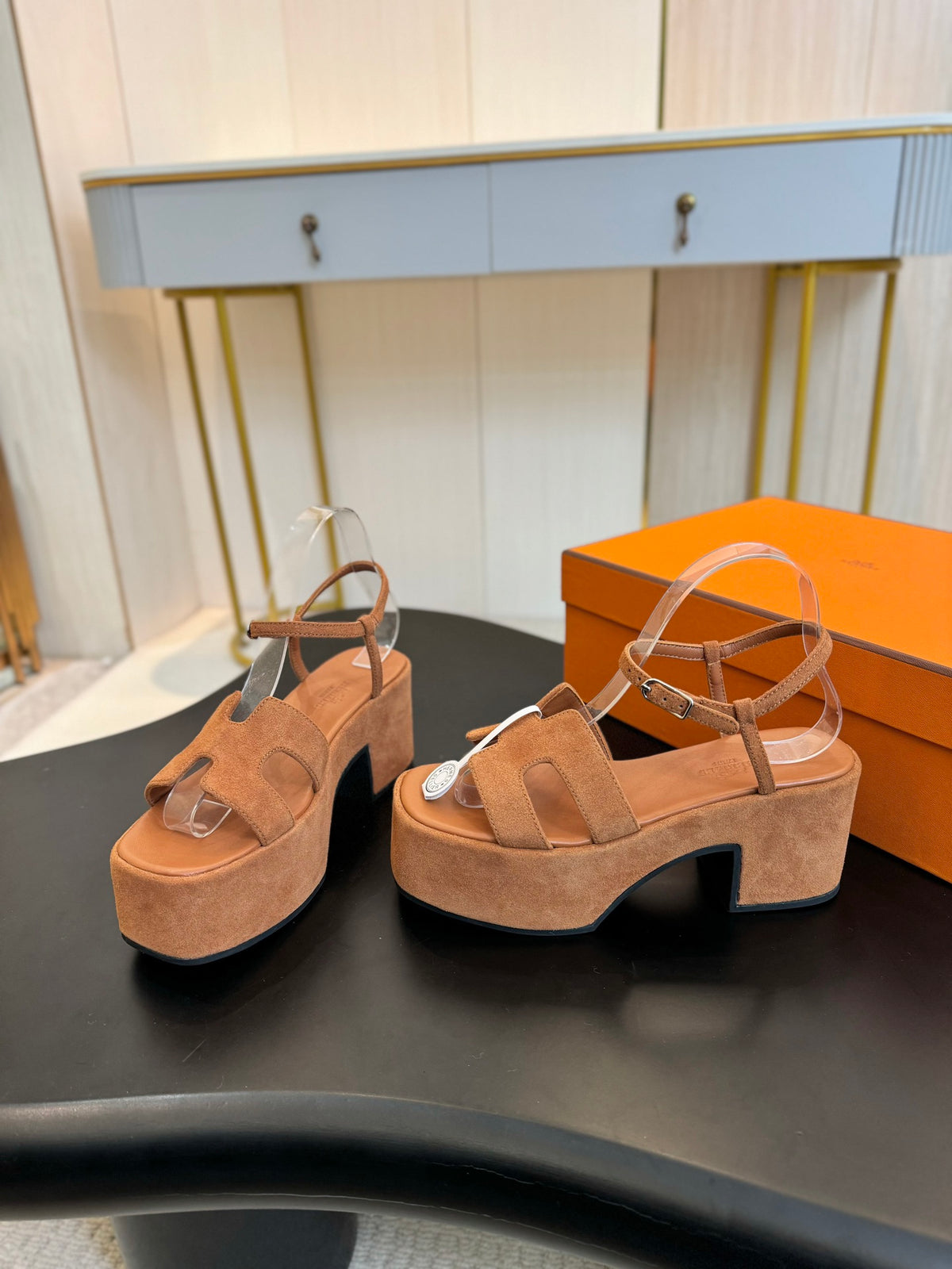 H classic chunky heel suede platform sandals 0724112702