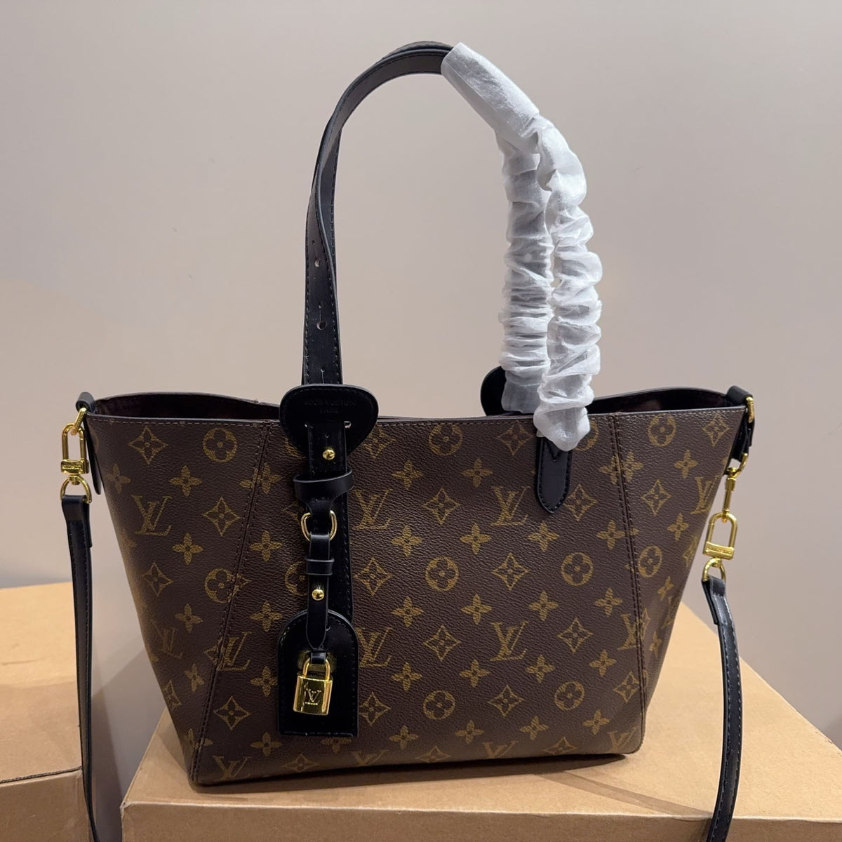 L portable tote bag 0725103004
