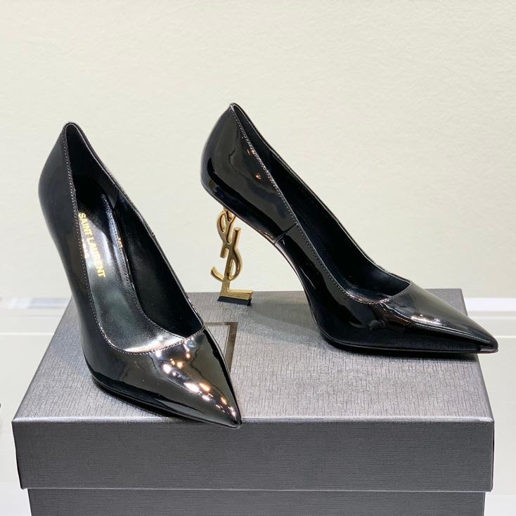 Pointed Trendy And Fashionable High Heels 1023120810