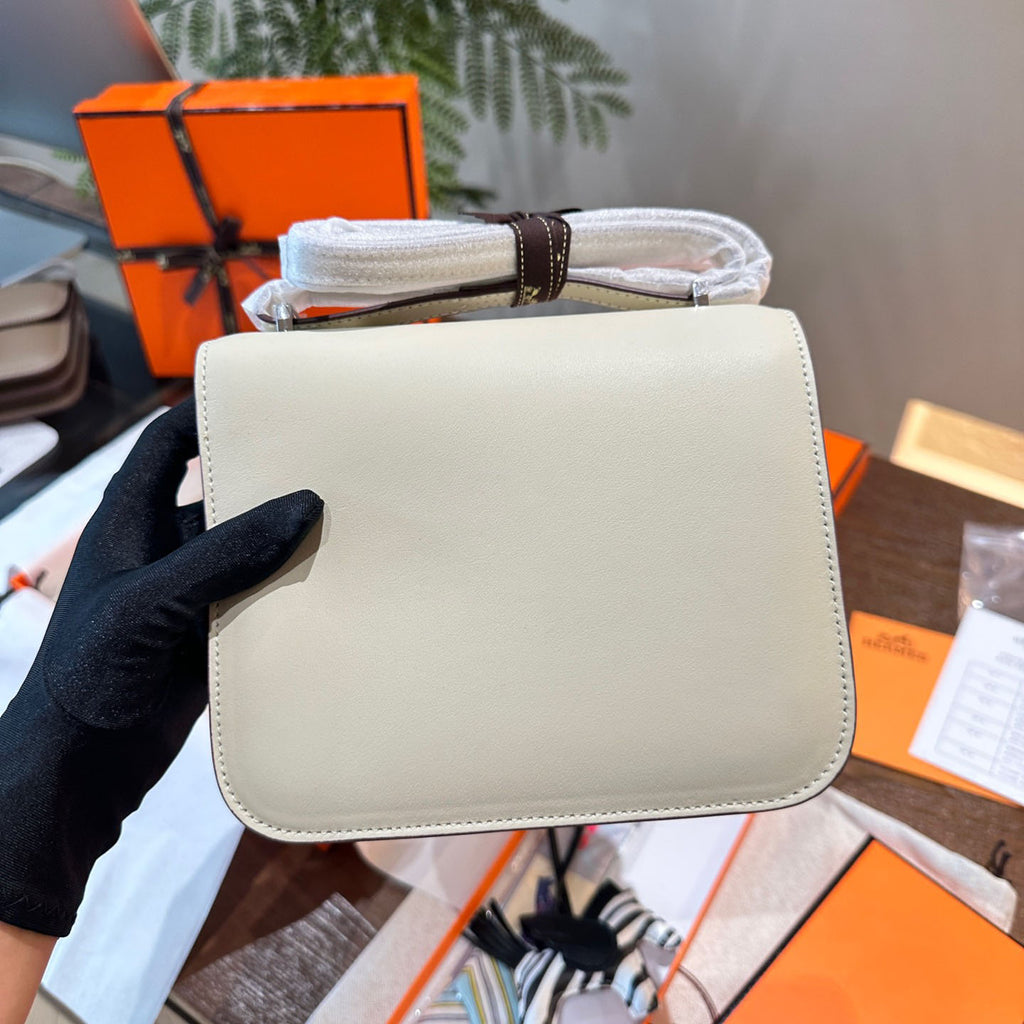 H Constance Soft cowhide shoulder bag XC24101002