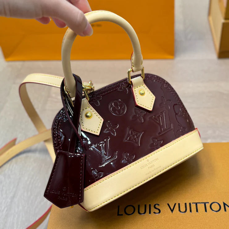New fashion and versatile crossbody bag 1024101211