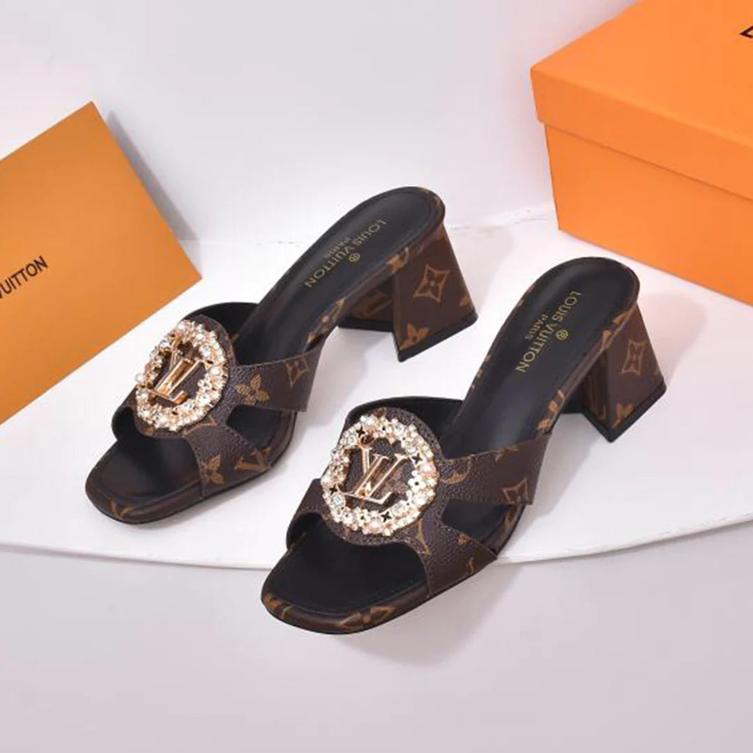 Ladies new fashion versatile thick heel sandals　1024032816