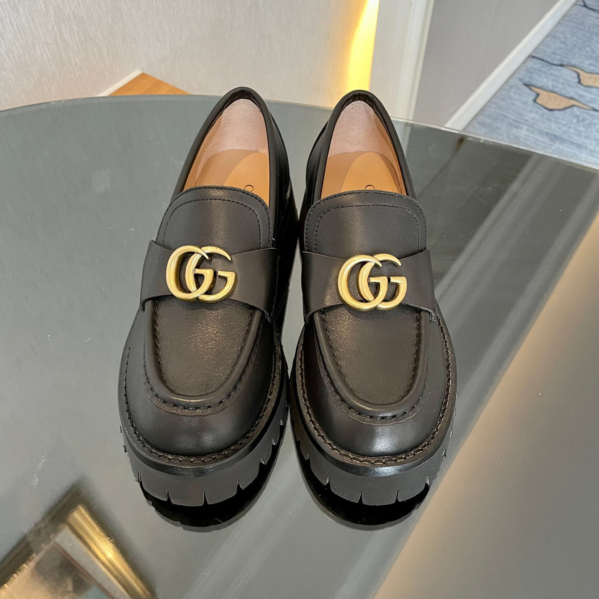 thick-soled loafers 03011