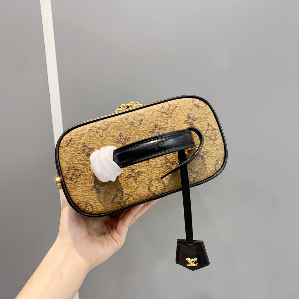 Luxury-VL VANITY Small Handbag Cosmetic Bag PD0423081608