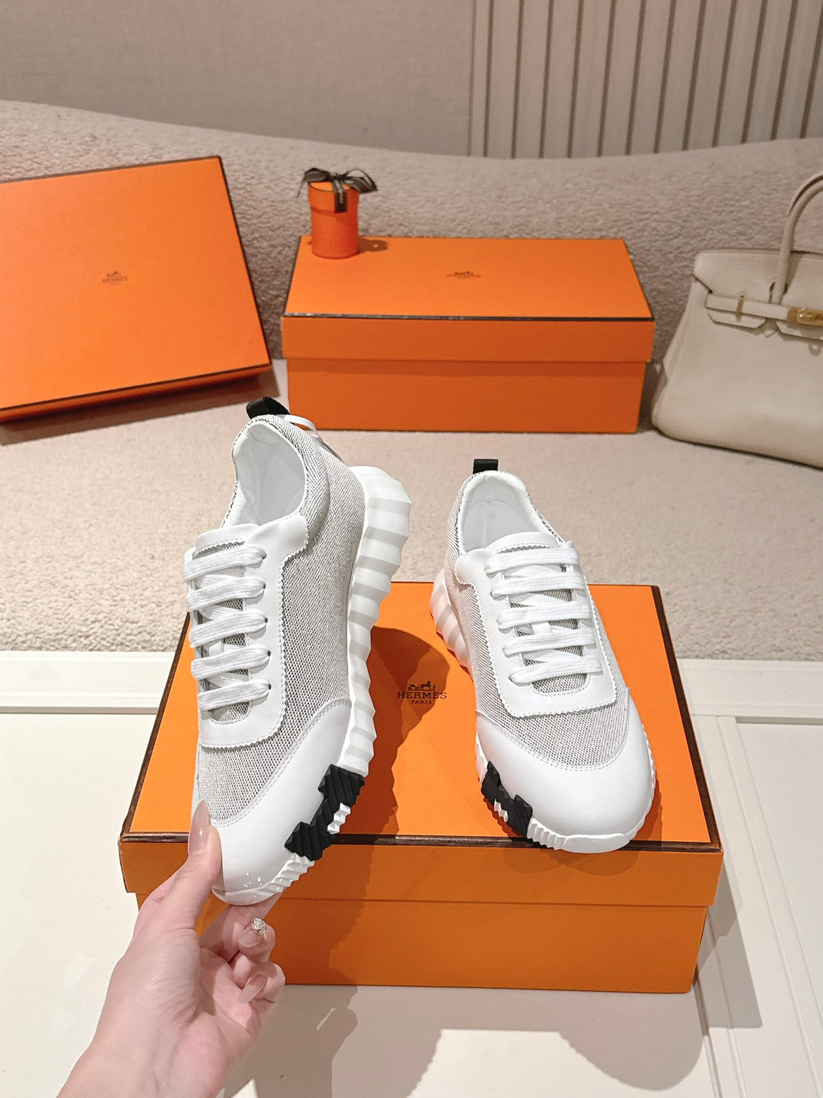 H Classic Couple Casual Sneakers 0726060805