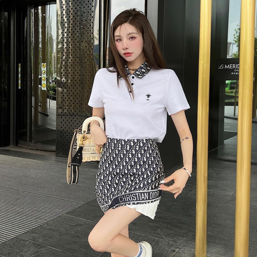 Polo shirt with presbyopic letter pleated skirt slimming suit XC0823071802