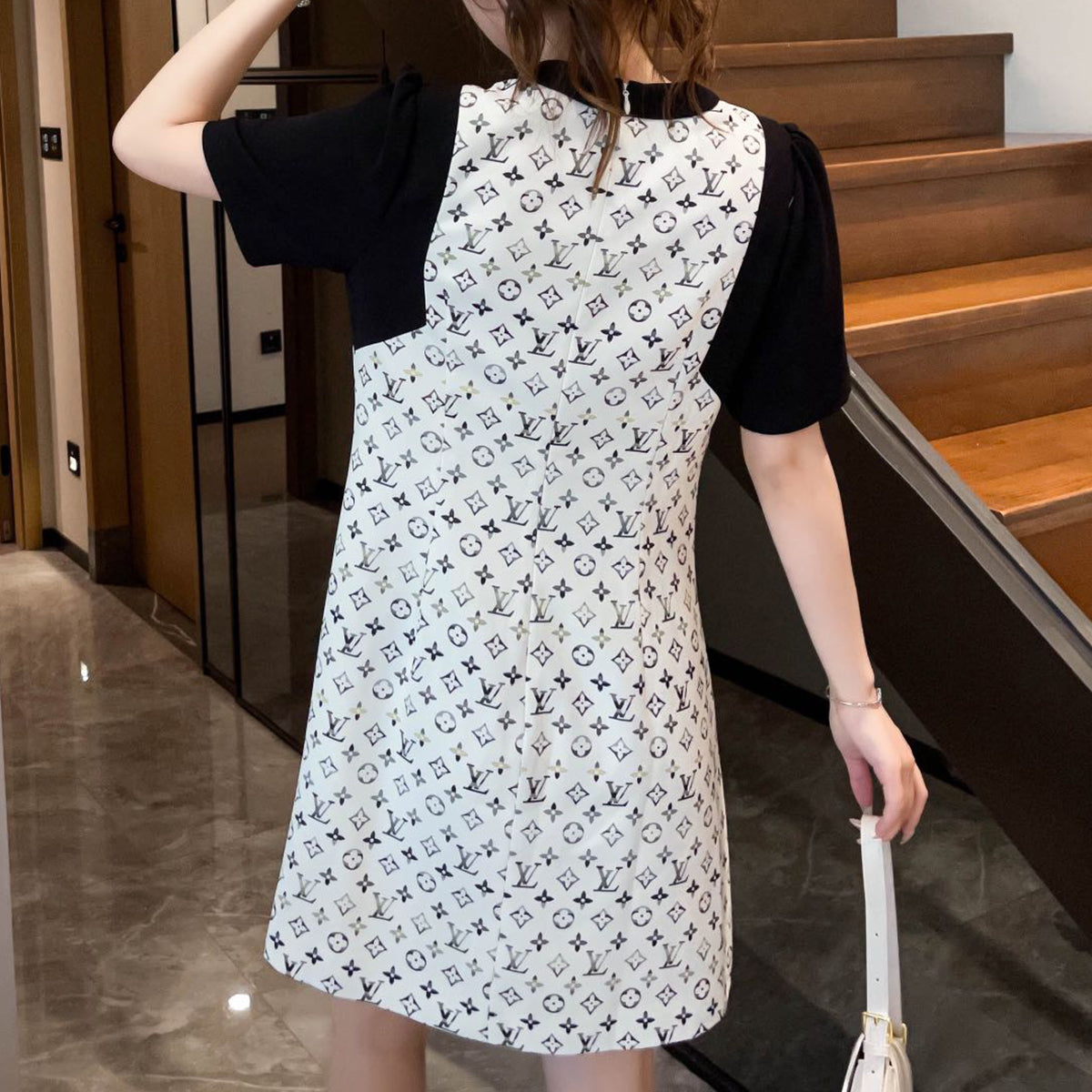 Fake Two-Piece Contrasting Panel Dress MM10041420