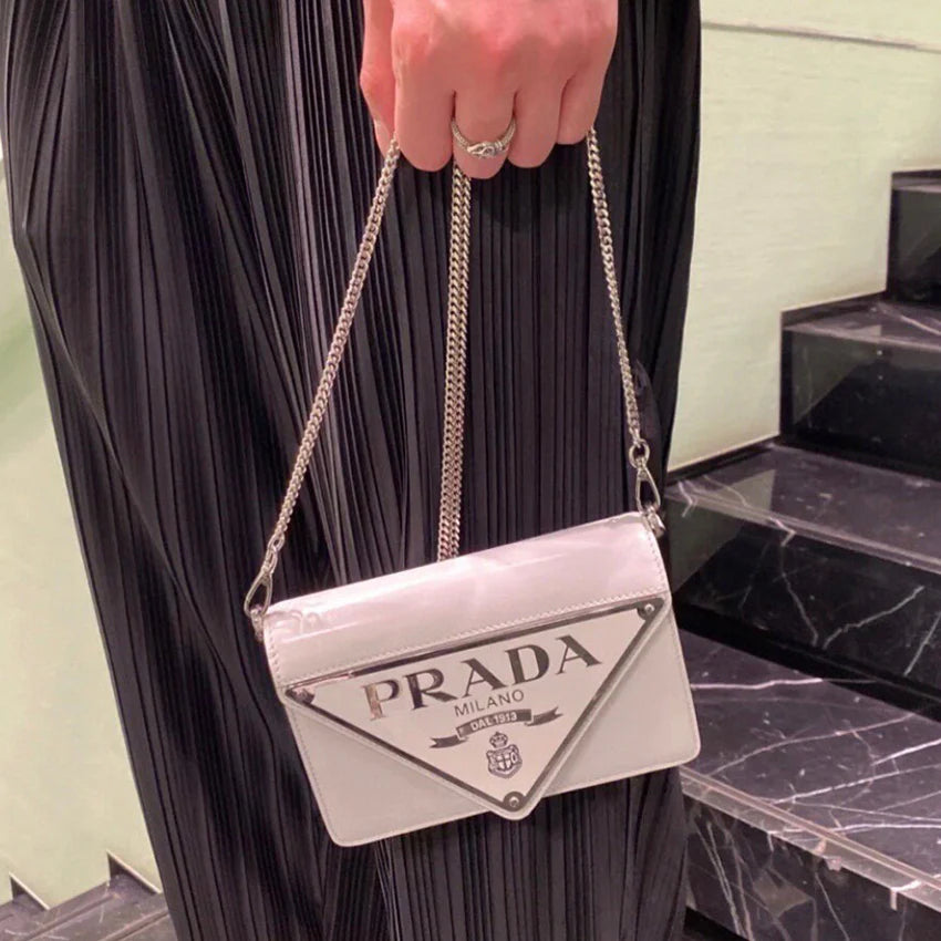 New fashion and versatile large triangular flip bag 1024071908