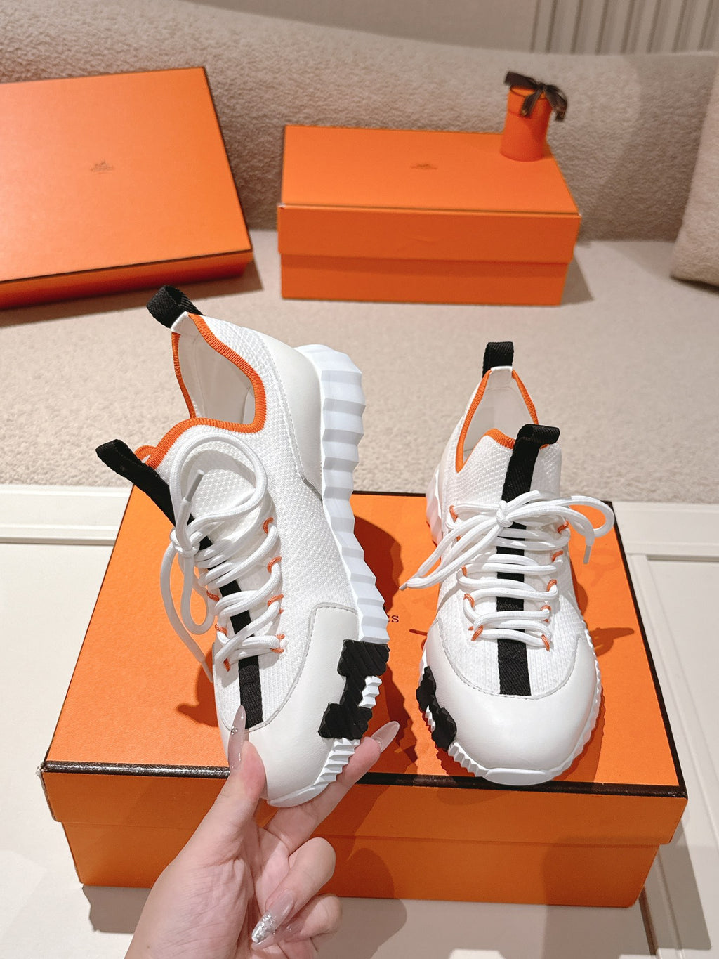 H Classic Couple Style Fly Knit Casual Sneakers 0726060802