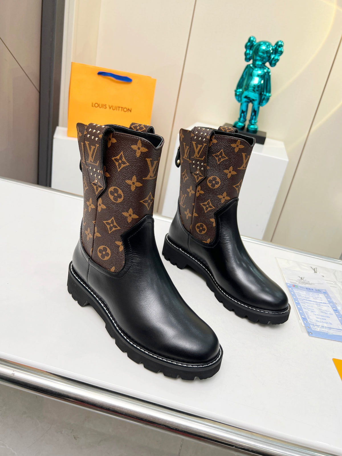 L fashion printed leather martin boots 0724102312