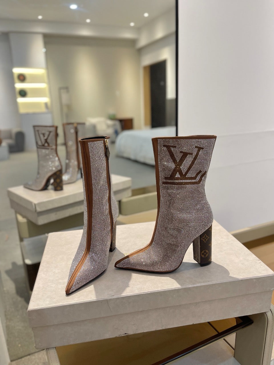 L fashion rhinestone high-heeled mid-calf boots 0724102305