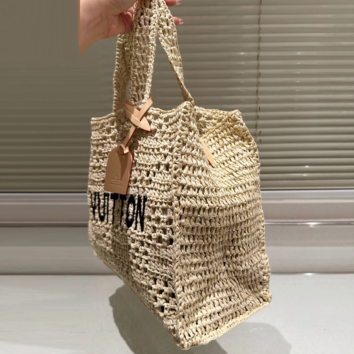 L Braided Tote Bag 1025070405