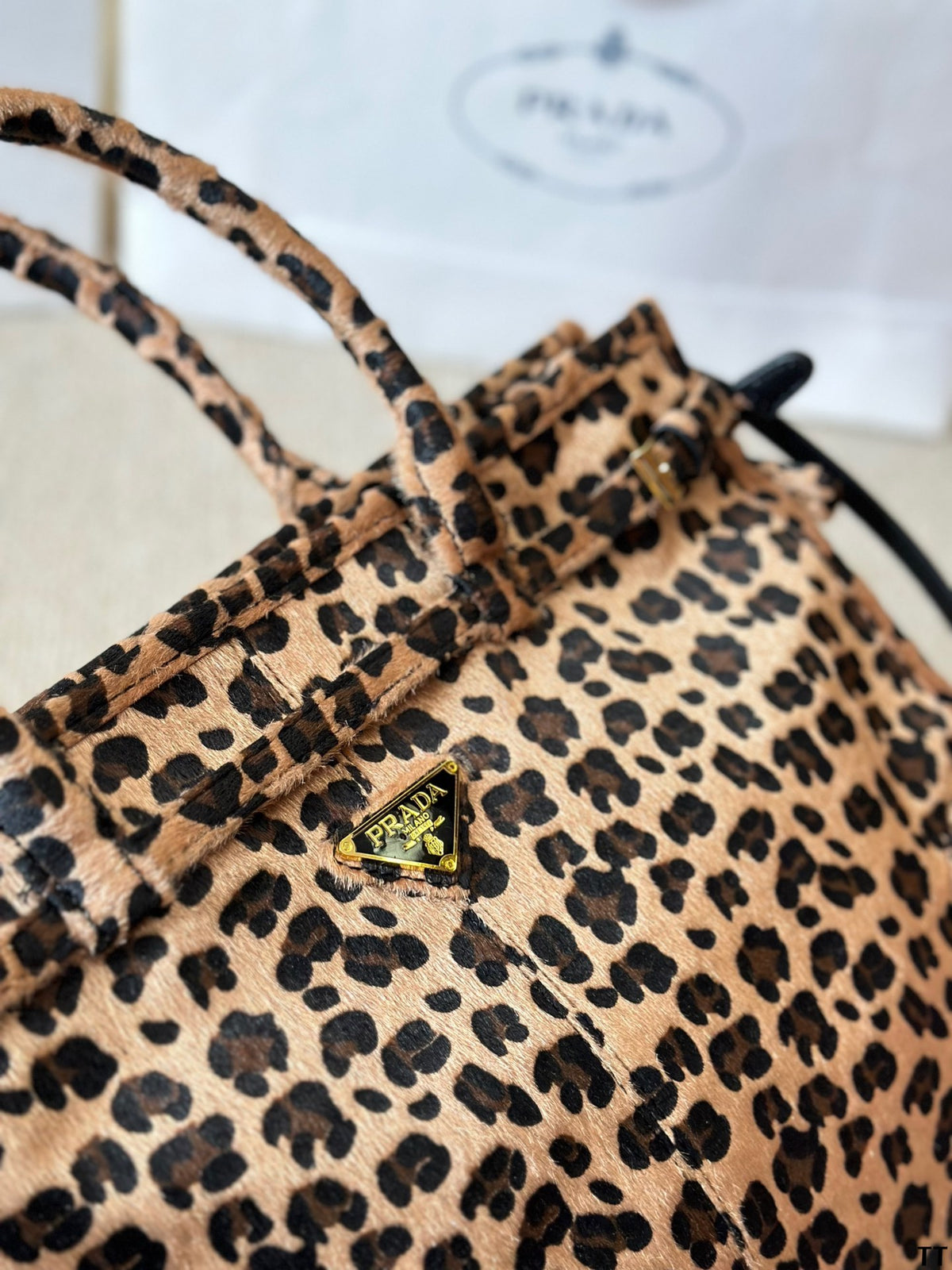 P New leopard print horse hair handbag 0724110404