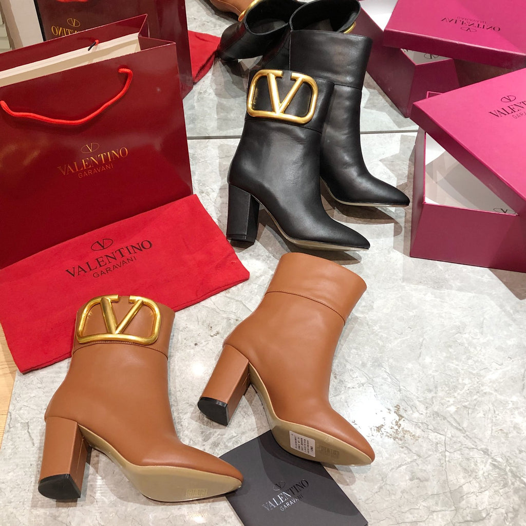 VT big logo high heel leather boots 0724072402