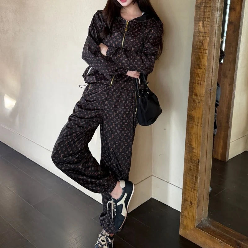 New Fashion Monogram Print Hooded Tracksuit 2 Piece Set DM1326092001