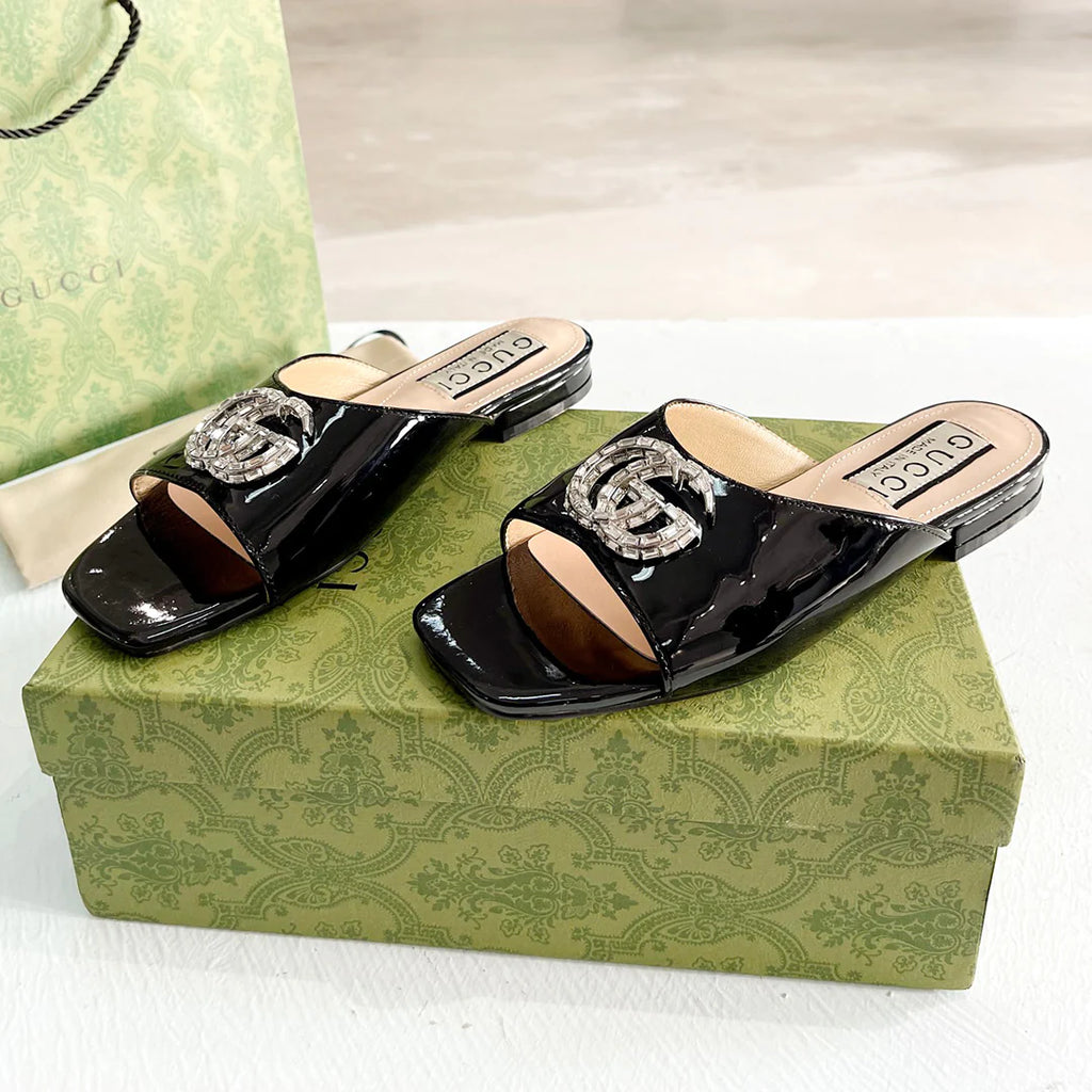 Trendy and versatile casual sandals 0724030506