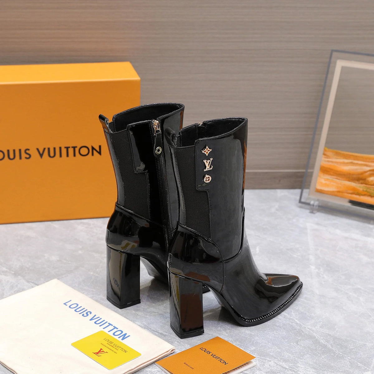 Little V and Pointy-Toed Rider Boots 1025102429