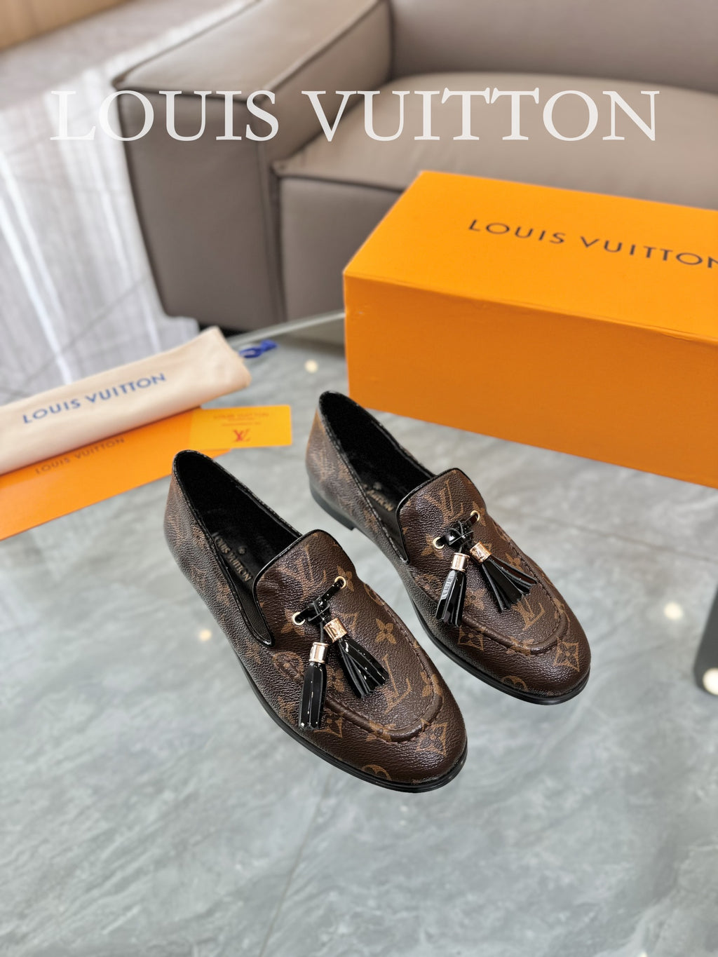 Unisex tassel printed loafers for men and women 0724052101