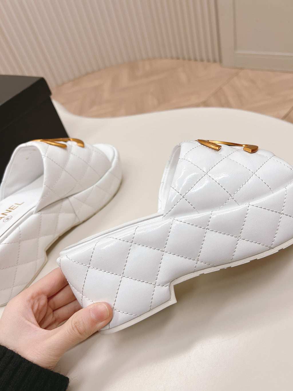 Chane1 top fashion thick-soled rhombus slippers 0724030812