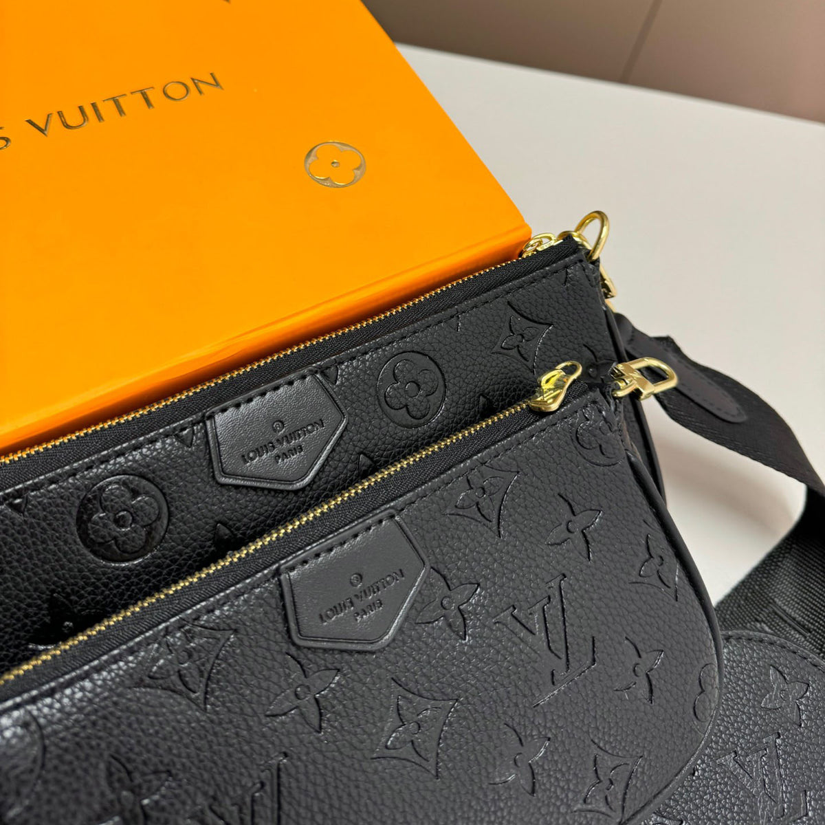 L Fashion Embossed Stack Bag XC24092414