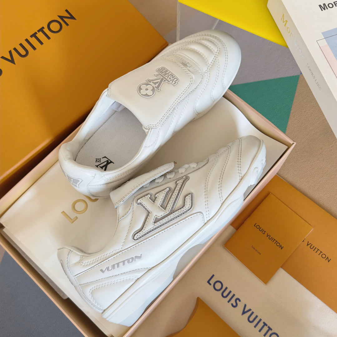 L-Footprint Series Couples Football Shoes 0725021401