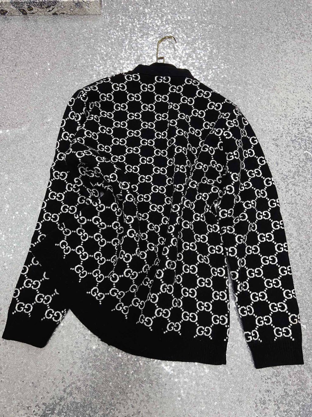 Fashion Cardigan Sweater 0725012301