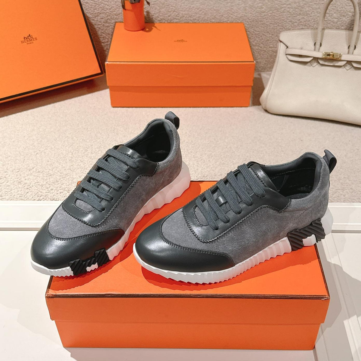 H Classic Couple Casual Sneakers 0726060803