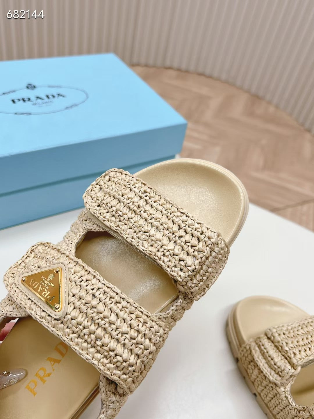 P Woven Strap Sandals 0724071819