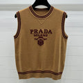 Color-blocked crew-neck knit vest 1025102109