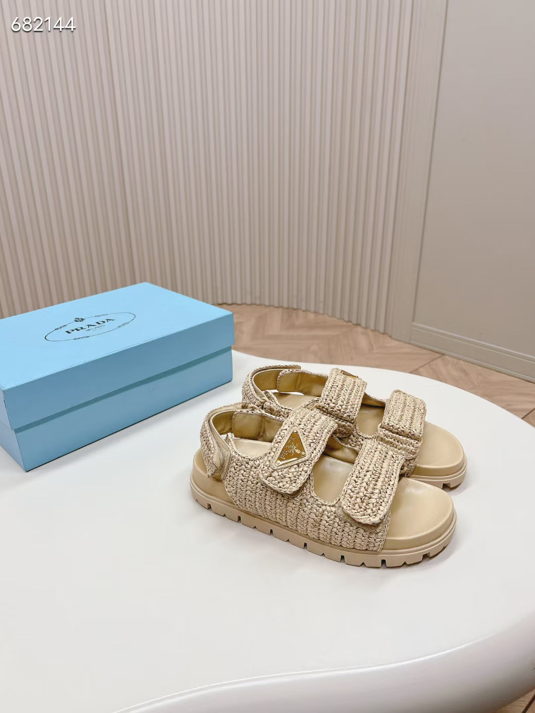 P Woven Strap Sandals 0724071819
