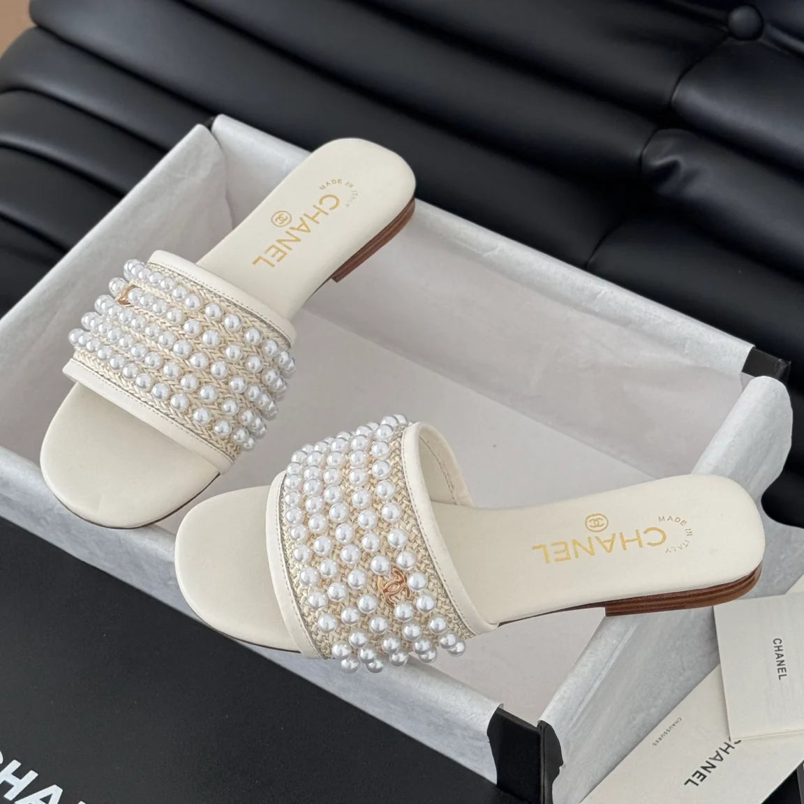 Haute Couture Pearl Collection Slippers 1025041701
