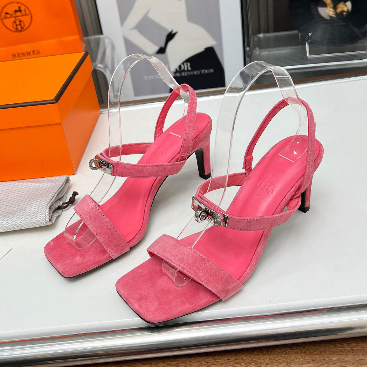 HM classic buckle sandals 1824062606