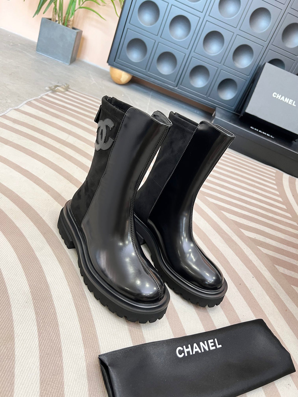 Thick-soled Knight Boots 0724110504
