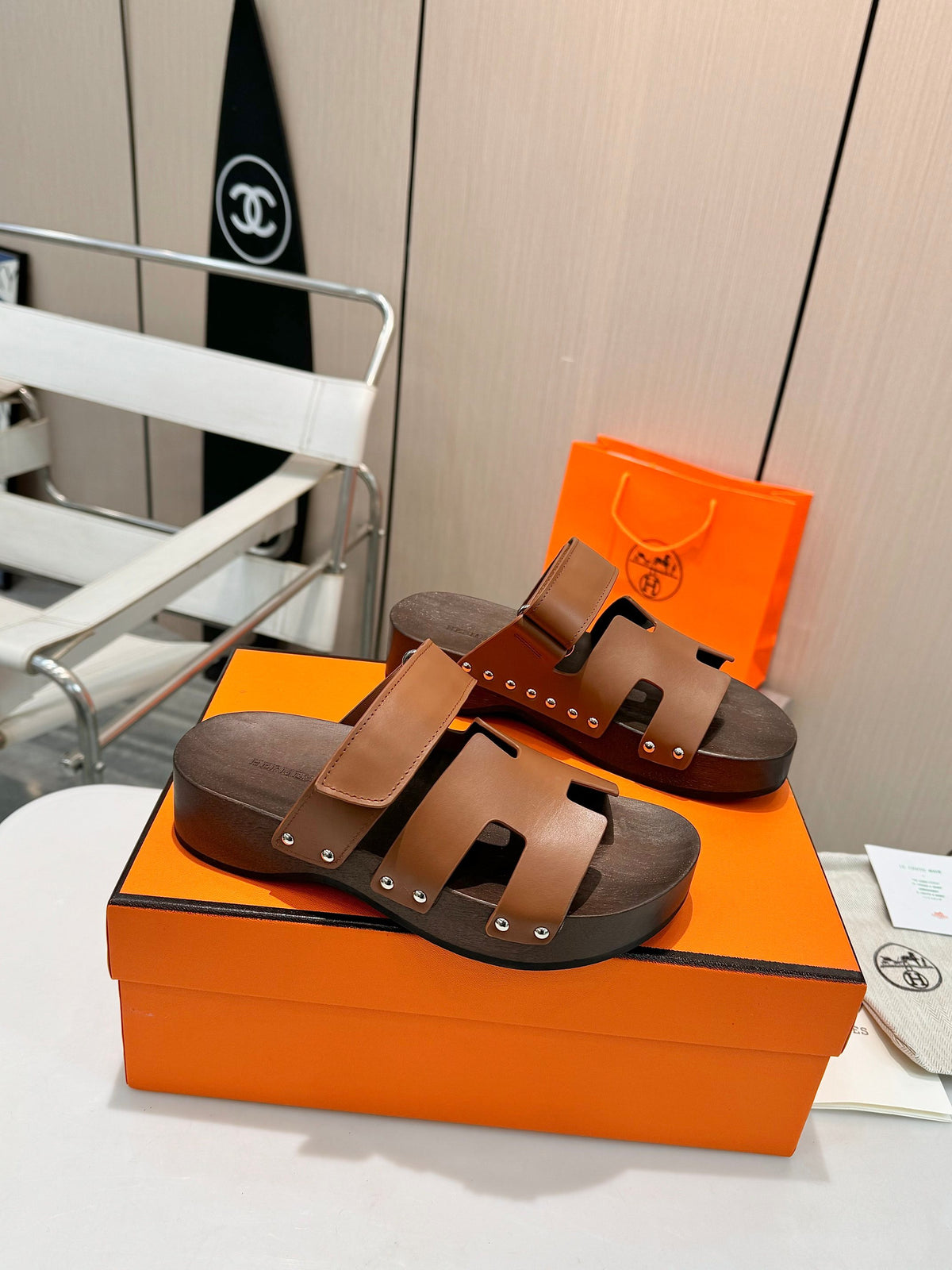 H Fashion Clogs Sole Rivet Ladies Slippers 0725031302