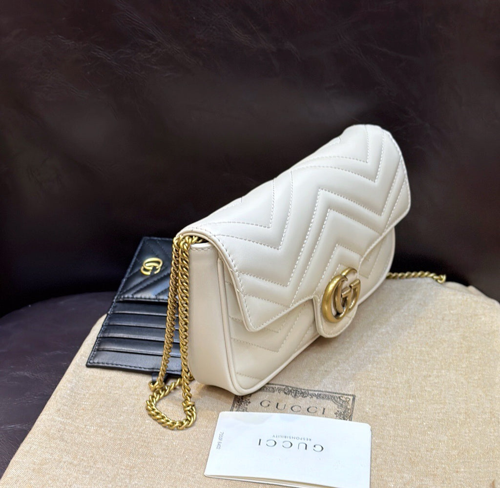 G marmont chain shoulder bag 0724033102