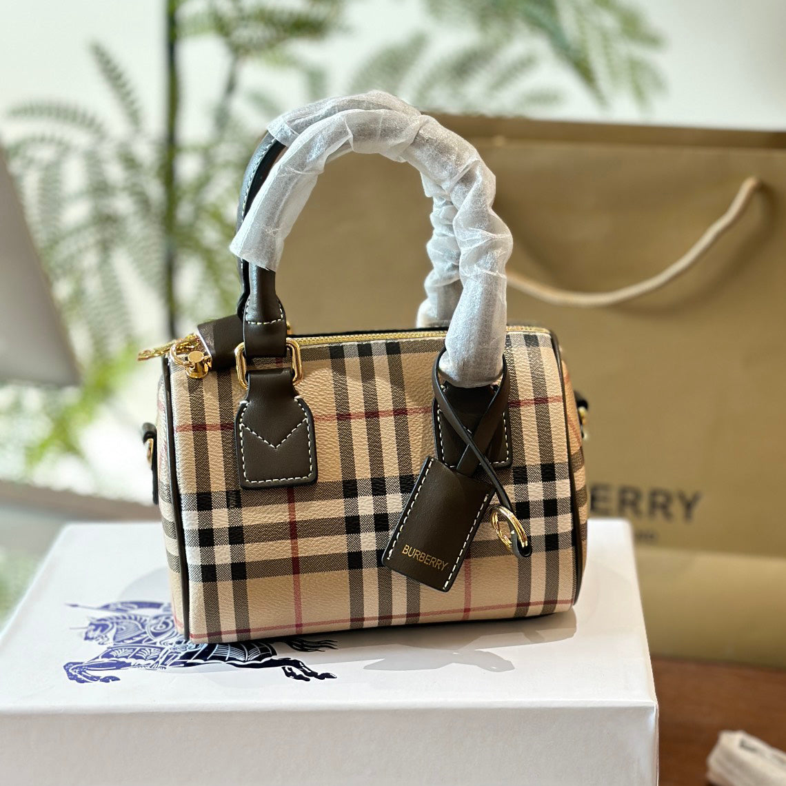 Bucket bag 1824090203