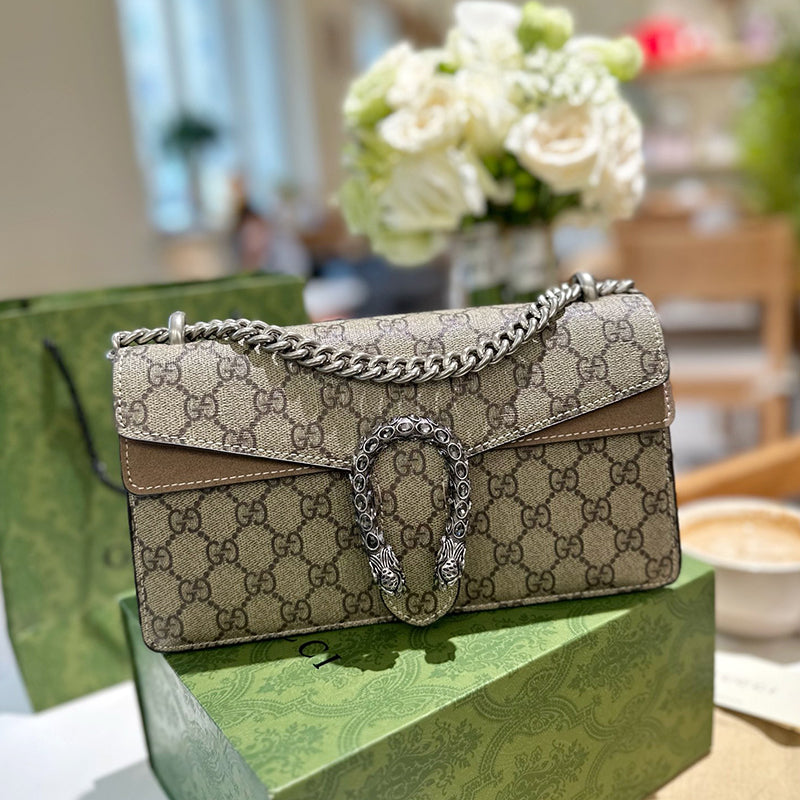 Fashion new messenger bag CWT1023080110