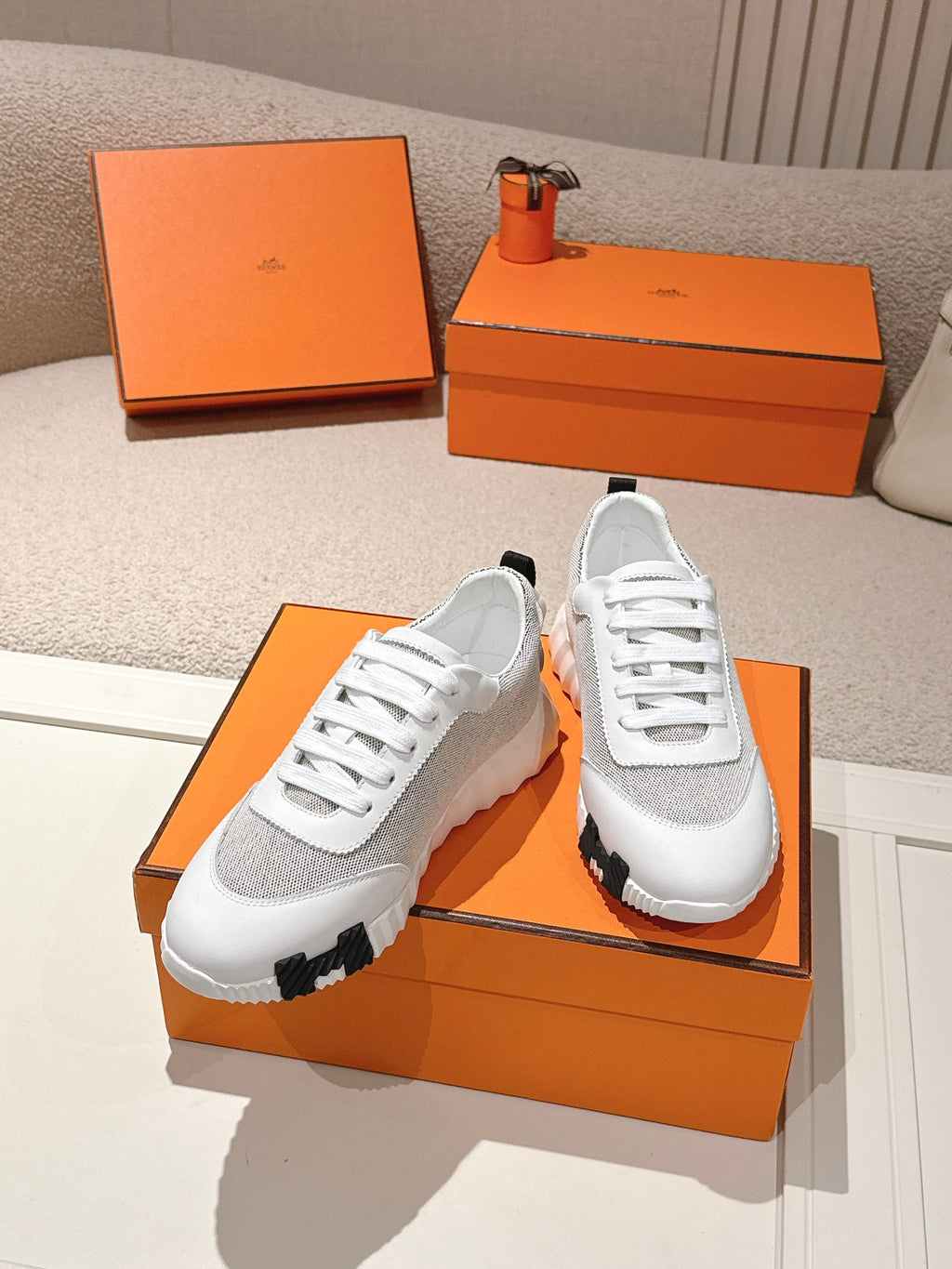 H Classic Couple Casual Sneakers 0726060805