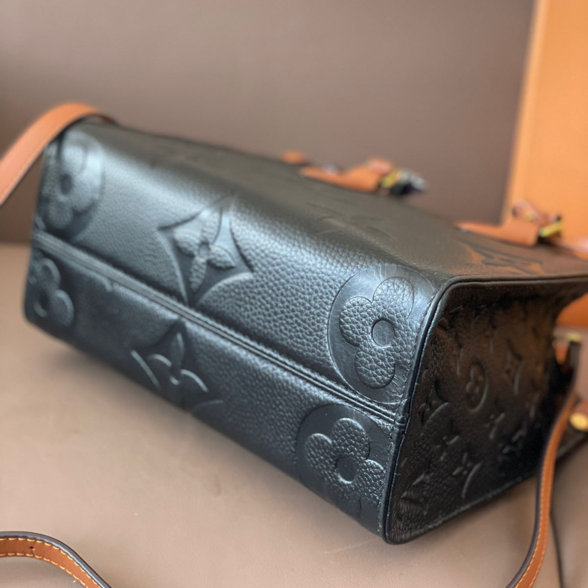L Fashion Embossed Cowhide Bag XC24092411