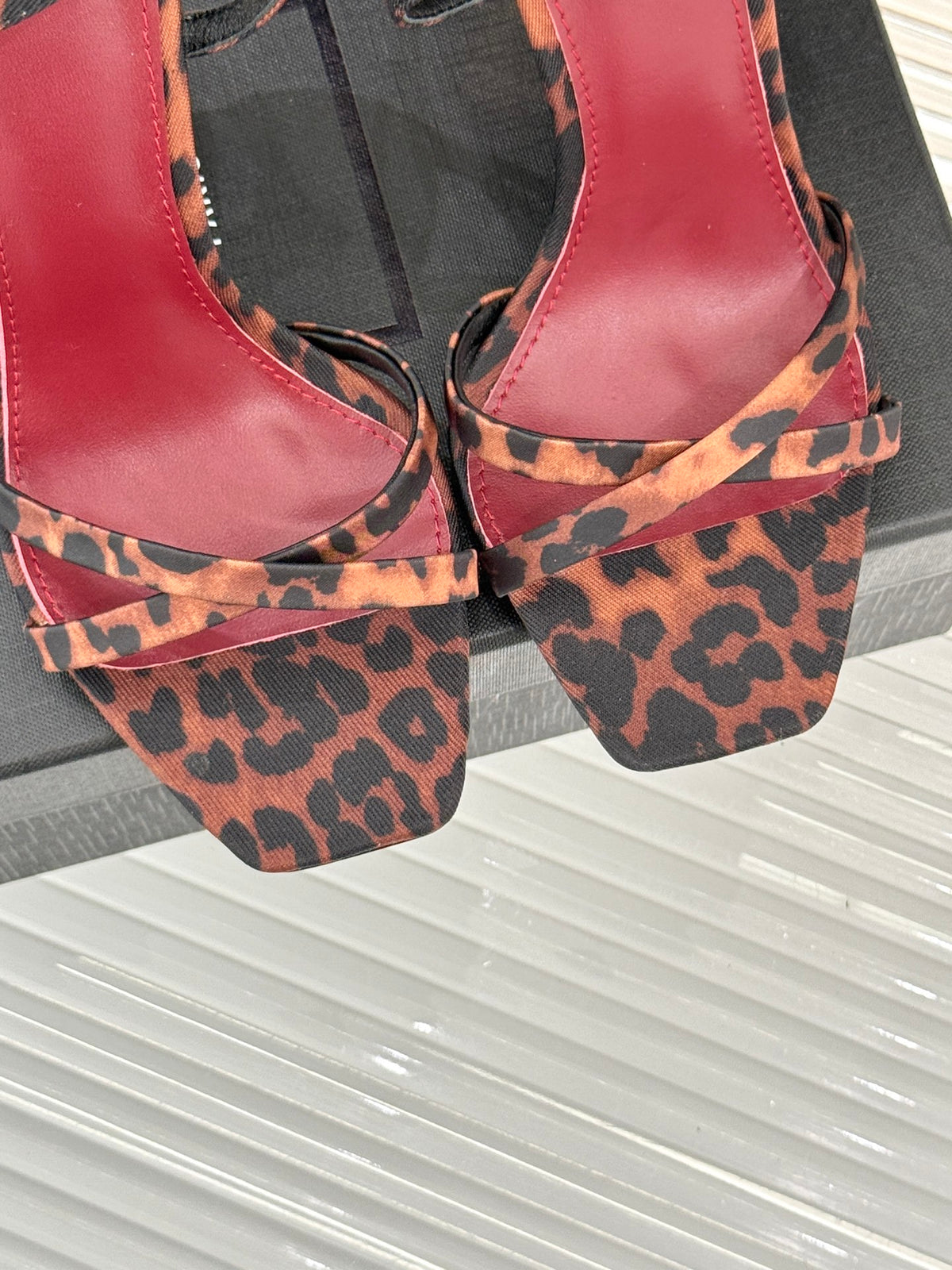 new fashion letter high heels 0725051401