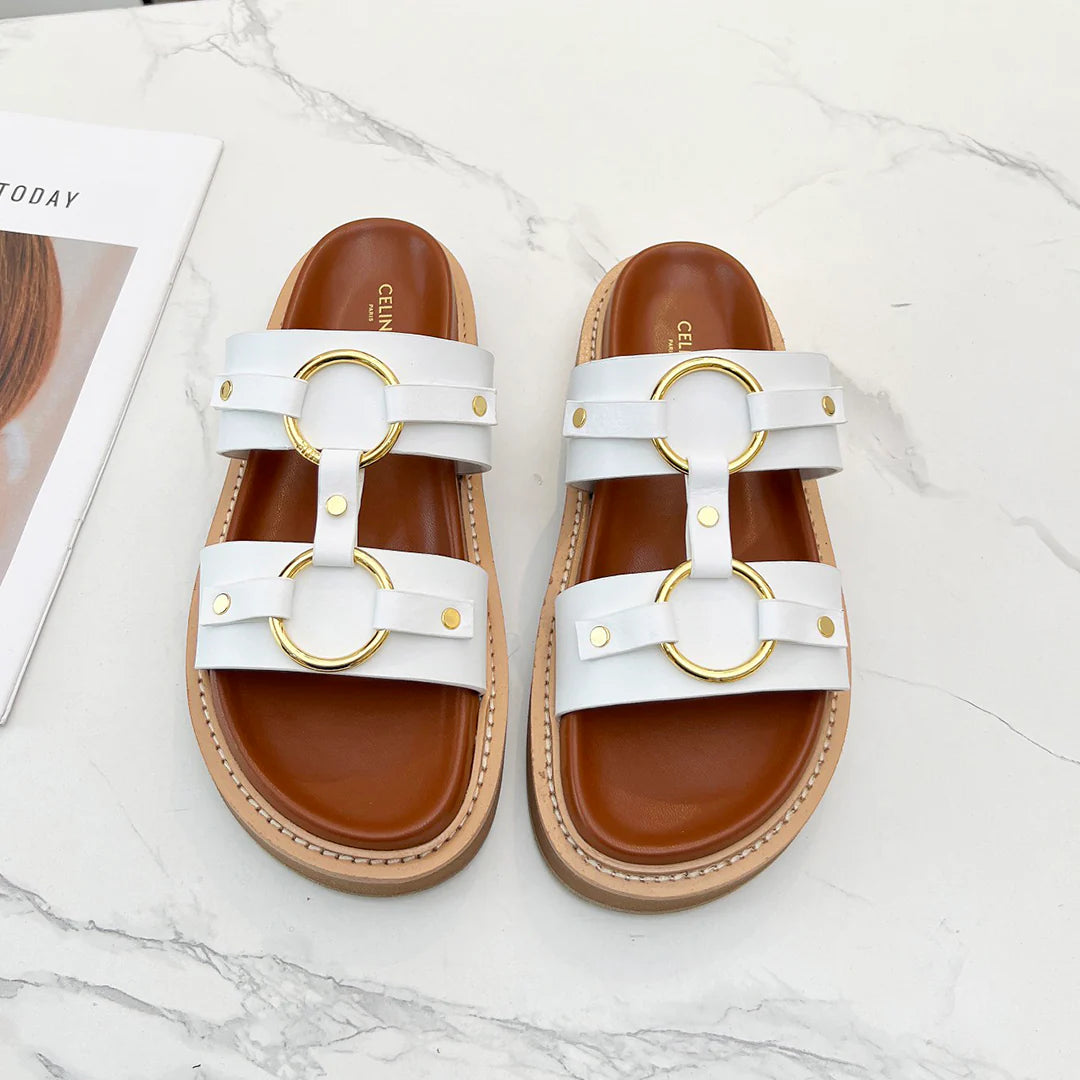 New fashion and versatile sandals and slippers 1024042611