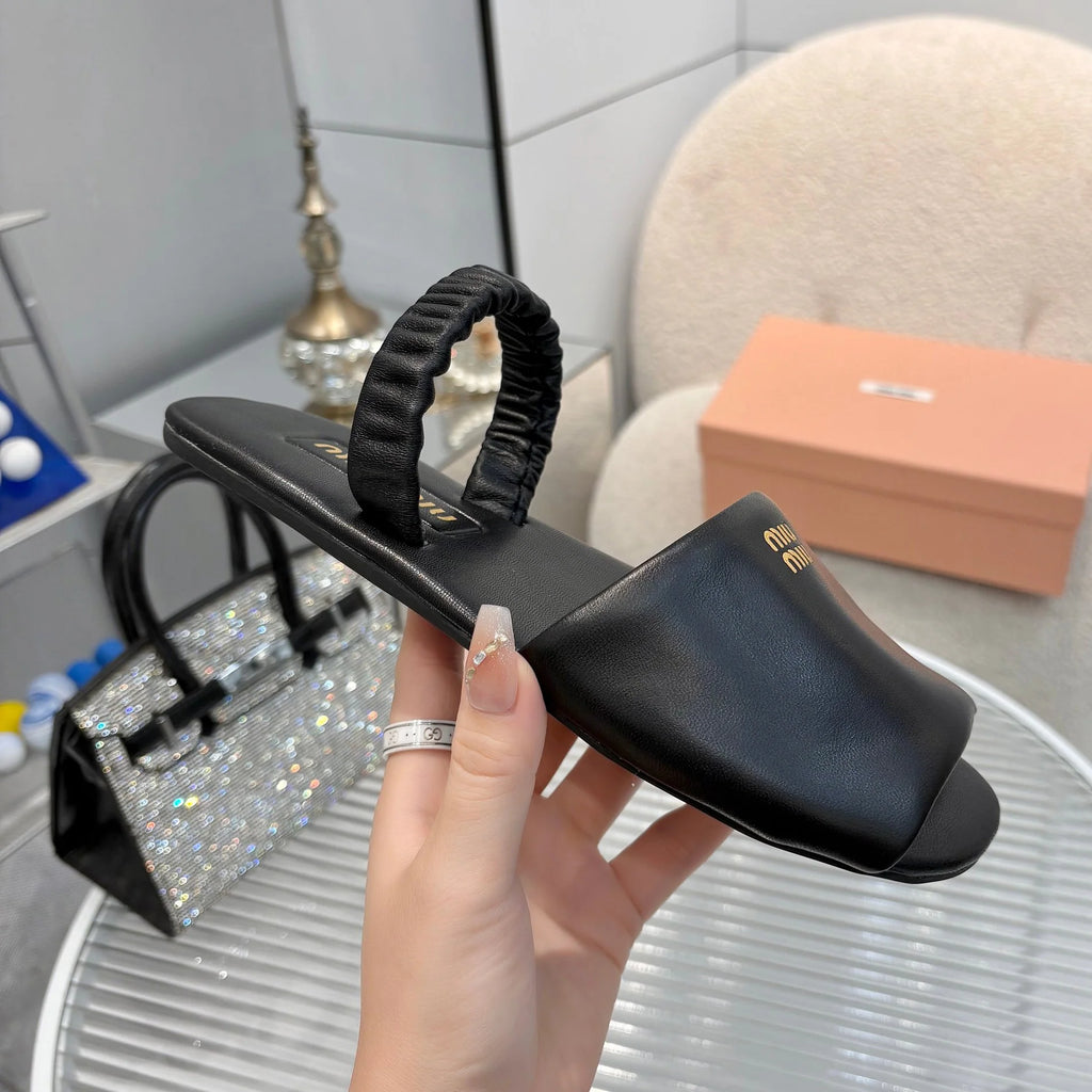Fashion and versatile flat sandals 1025062401