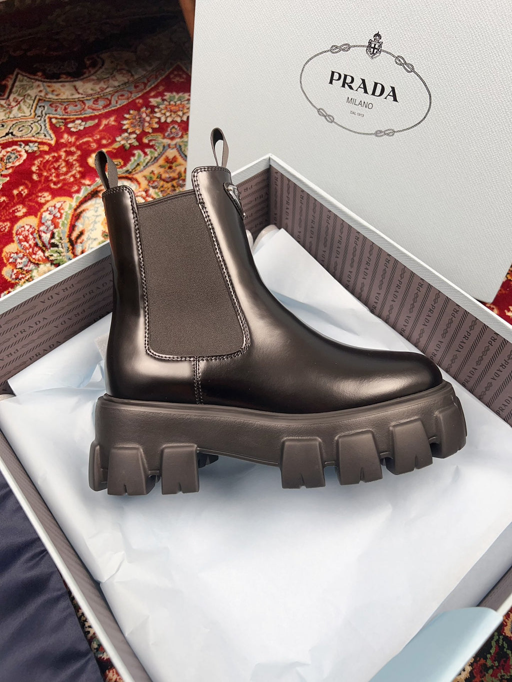 P Fashion Thick-soled Leather Boots 0724062404