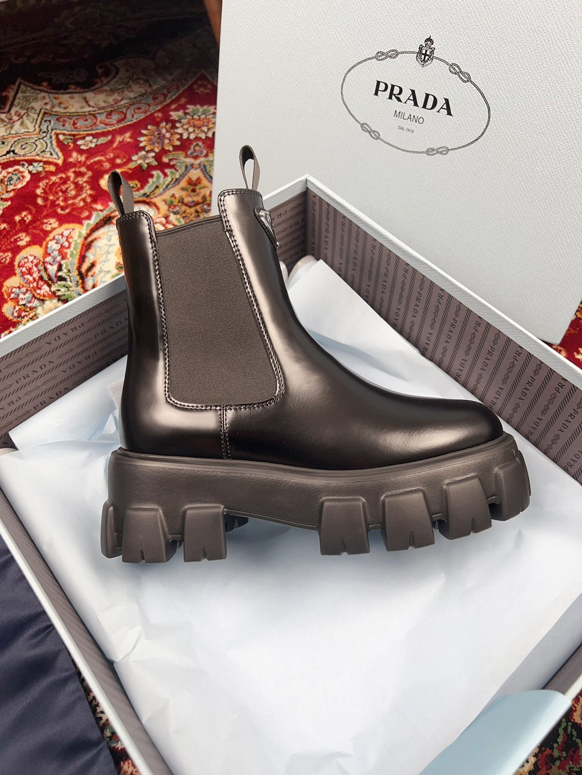 P Fashion Thick-soled Leather Boots 0724062404