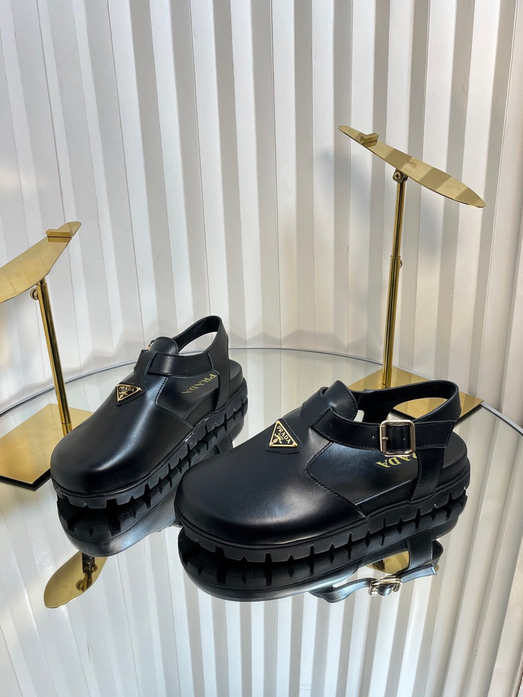 P serrated sole Roman new style sandals 0725070804