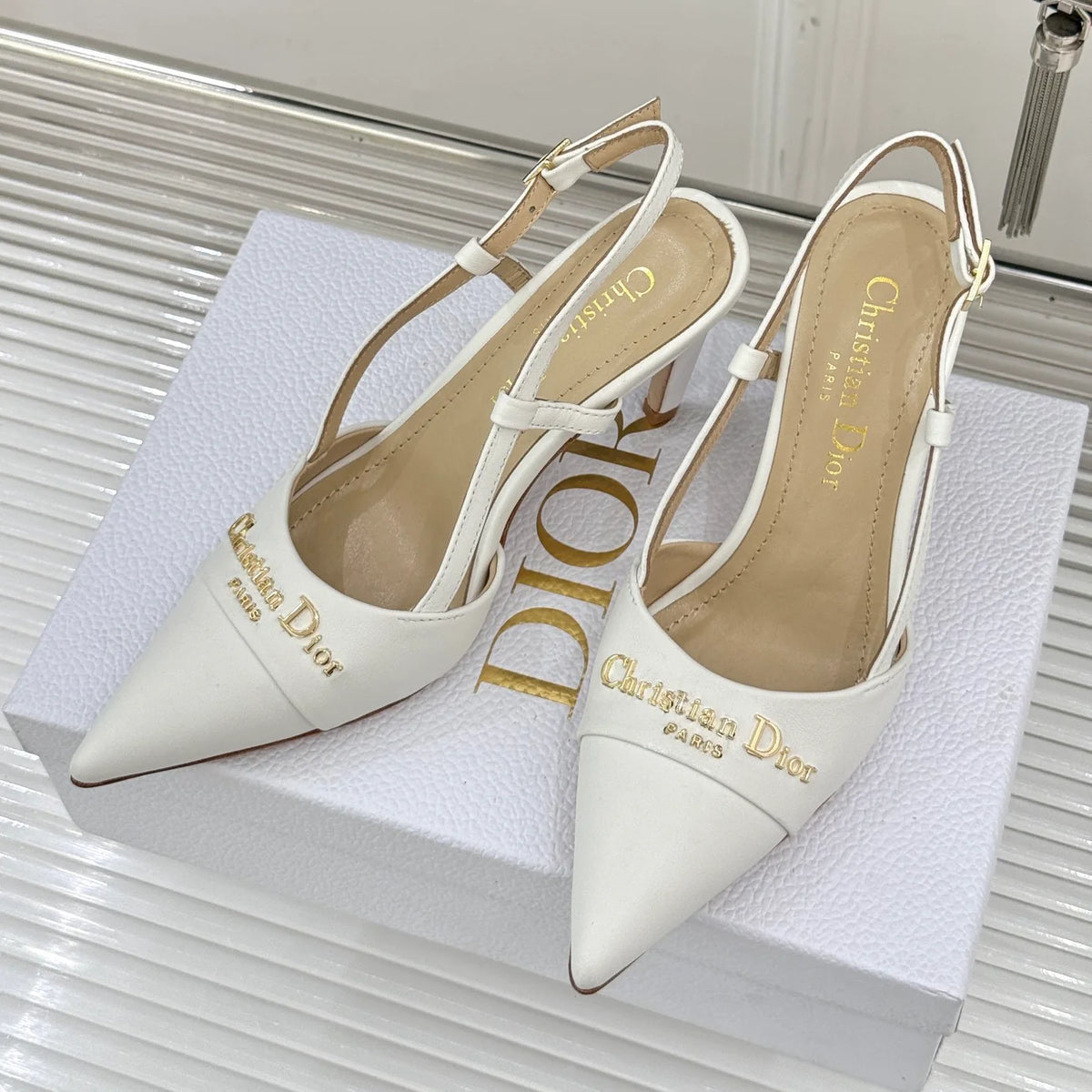 New pointed toe heel sandals　1025042803