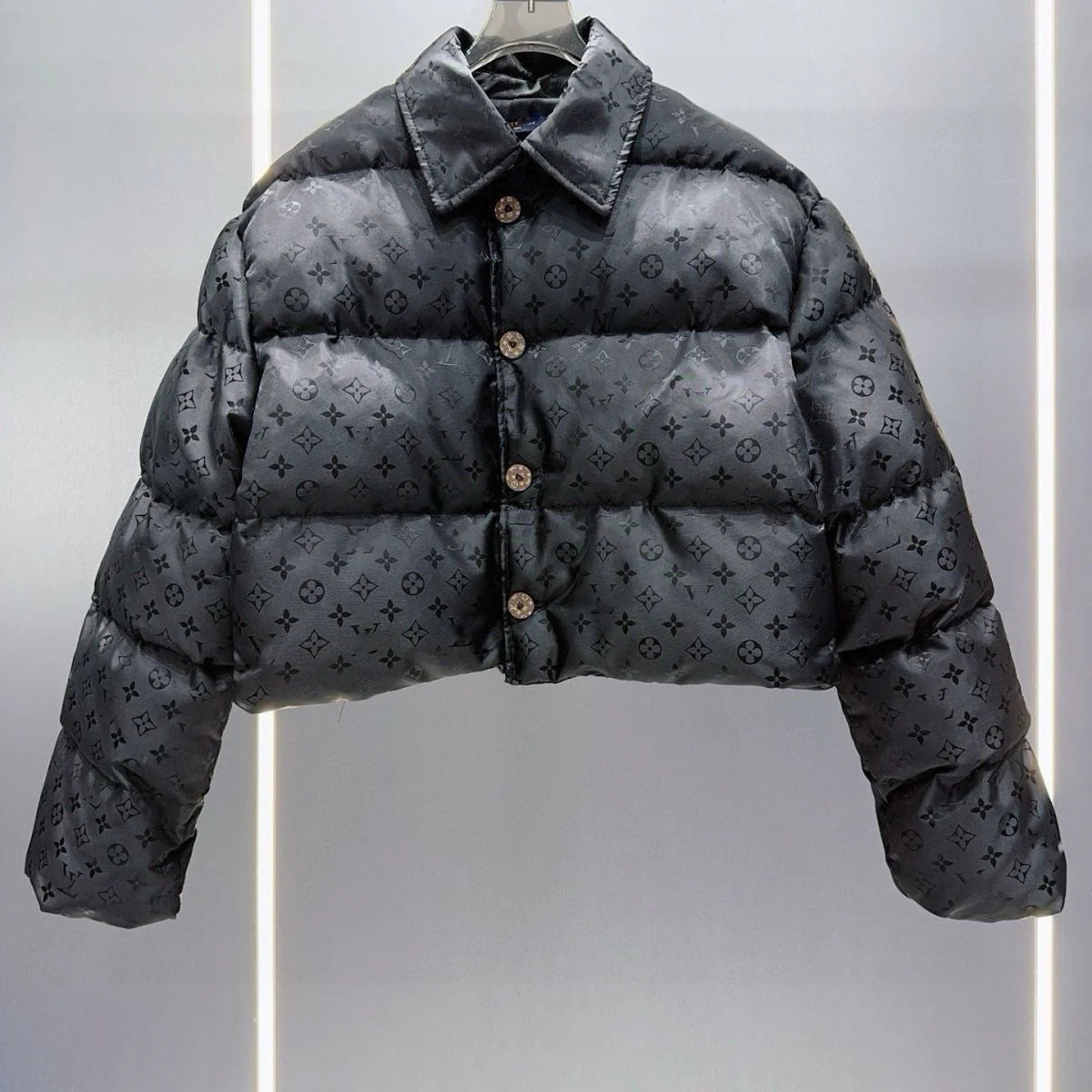 Advanced jacquard dark patterned short down jacket 1024111115