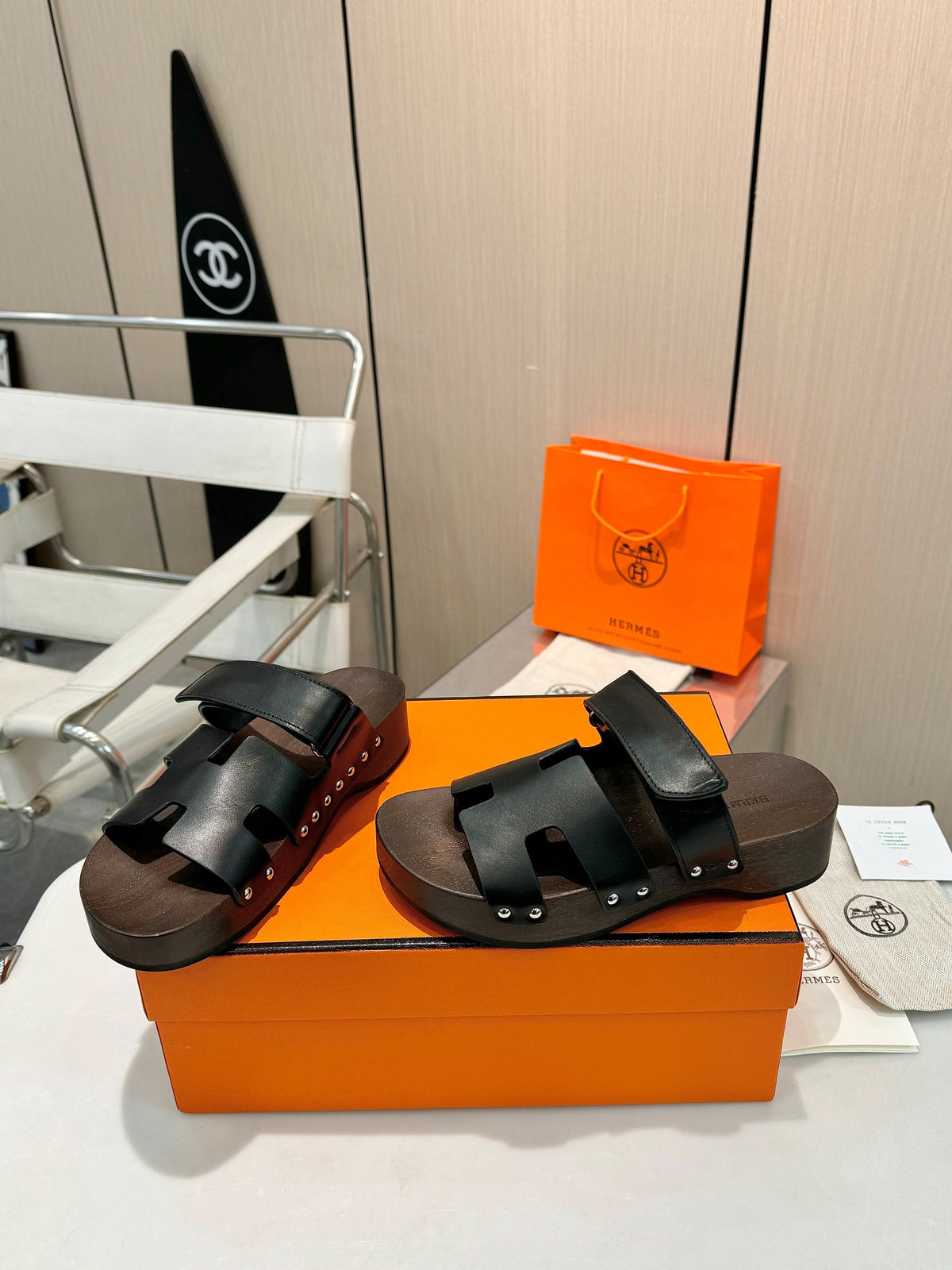 H Fashion Clogs Sole Rivet Ladies Slippers 0725031302